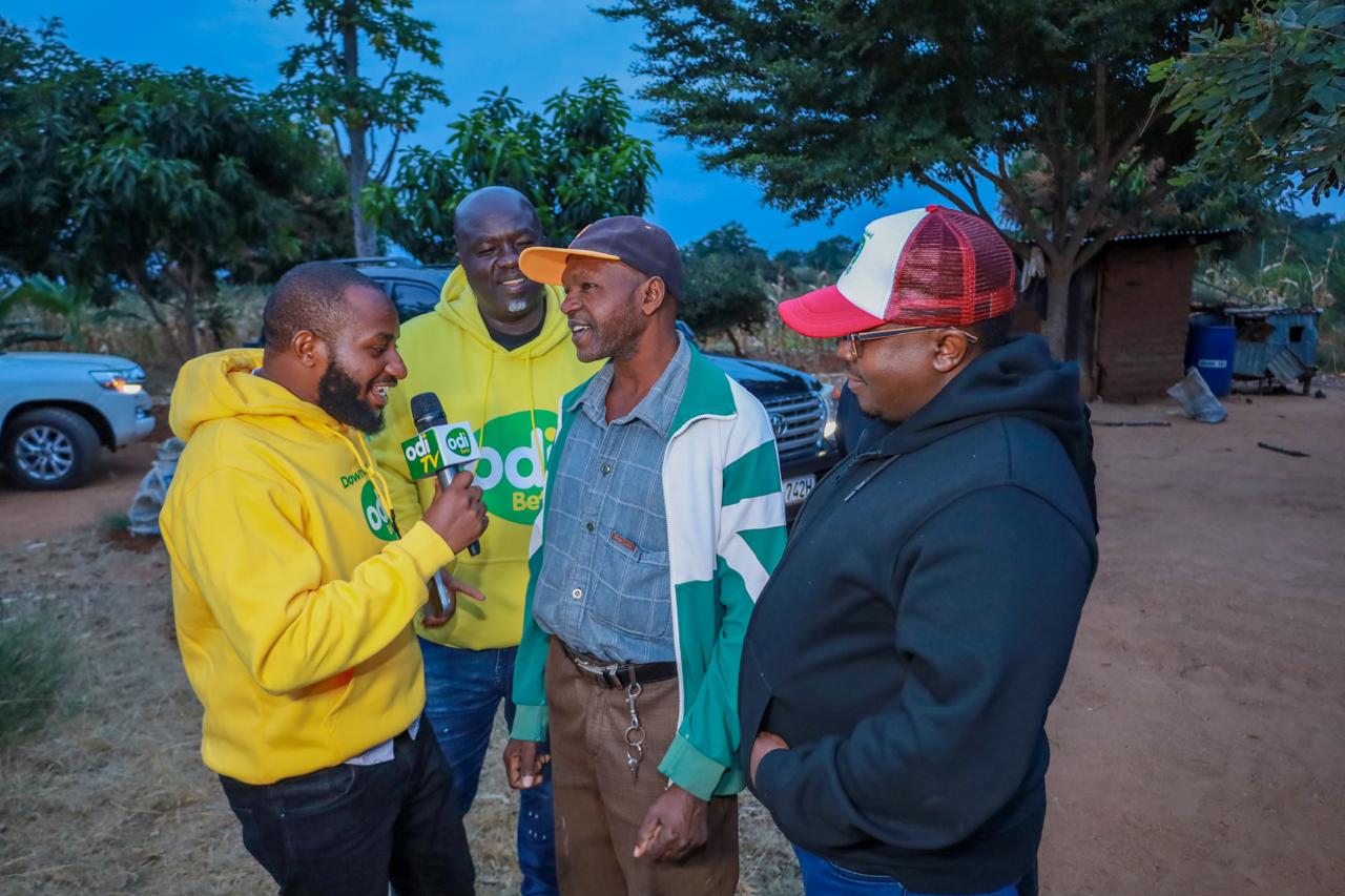 A team from Odibets engages Peter Mutania from Kitui County after winning the grand Prize of Omoka na Euro promotion.